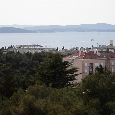 Blue Horizon Zara Apartment Bagian luar foto