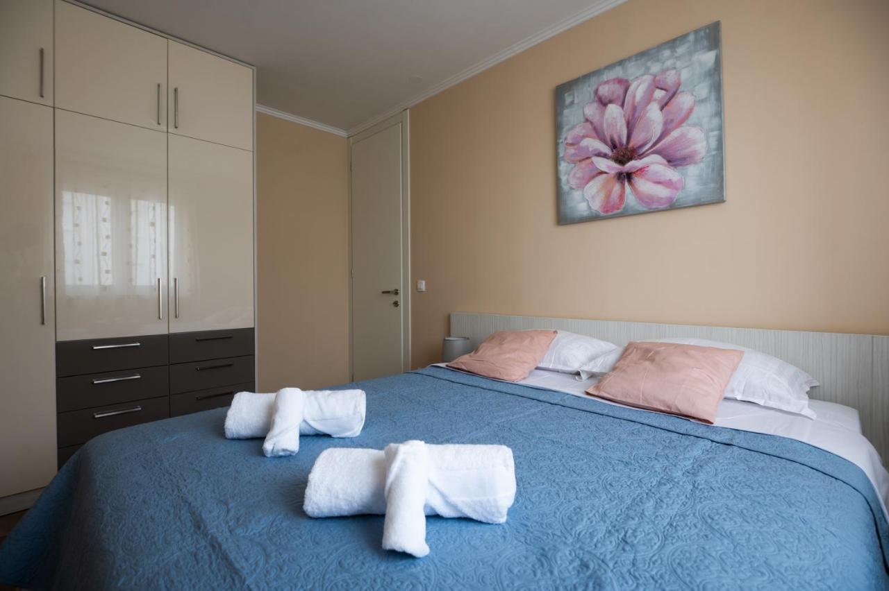Blue Horizon Zara Apartment Bagian luar foto